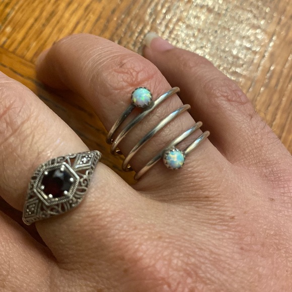 🎲TRADED🎲Genuine Opal & 925 sterling silver twist ring - Picture 1 of 9